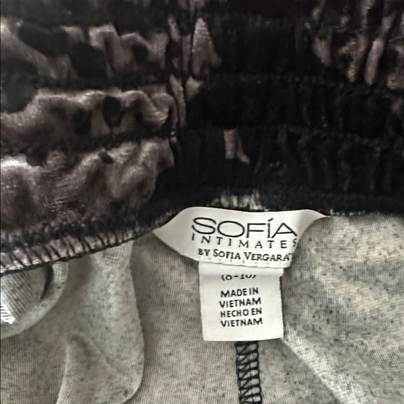 Sofia Intimates by Sofia Vergara Crushed Velvet Pajama black & grey leopard M - Picture 11 of 11